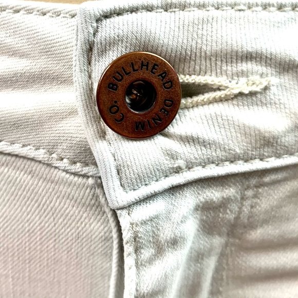 Bullhead High Rise Skinniest Destroyed Jeans 5 - Picture 5 of 16